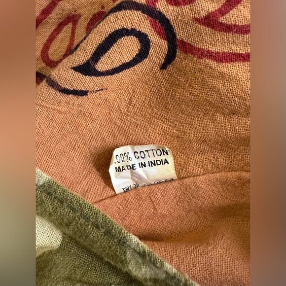 Funky Boho 100% Cotton Crossbody Bag With Outer Pocket Size 16 1/2” x 14” x 5” - Picture 8 of 8